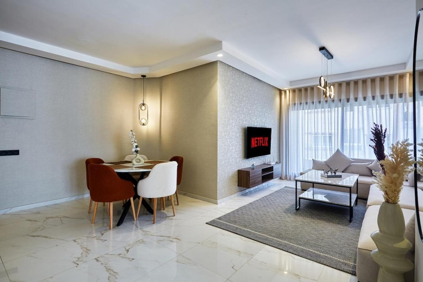 Your Home Away From Home 2 Bed Flat With Parking 카사블랑카 외부 사진